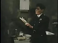 ハリマは小さなおっぱいで自慰行為をします h な 動画 イケメン