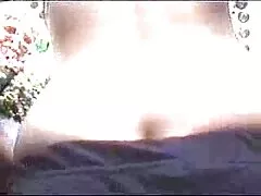 若いおじいちゃんは、彼の古い友人の若い孫娘を蹴ります イケメン えっち 動画