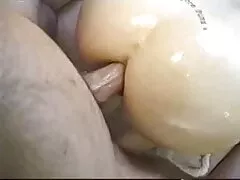 濡れたおばちゃんの準備のための若い女性 エロ 動画 イケメン 3p