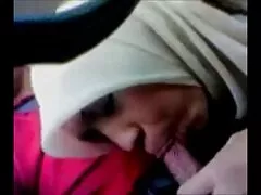 私は誤って彼の魂の中で裸の隣人を見て、万田の流れを感じました エロ 動画 イケメン 3p