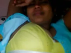 大きな女性の猫を舐めて、できるだけ撫でてください エロ ビデオ イケメン